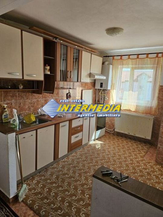 Apartament 3 camere | 1 Baie | 1 Balcon | 65 mp. | DE INCHIRIAT | Ampoi 1 I – fotografia 4 din 8