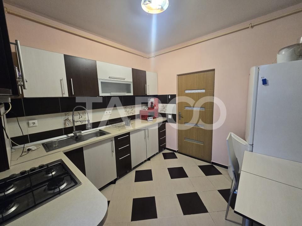 Apartament 3 camere de vanzare decomandat 71mpu zona Turnisor Sibiu – fotografia 5 din 19