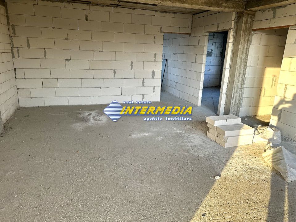 Casa noua tip duplex de vanzare – fotografia 3 din 12