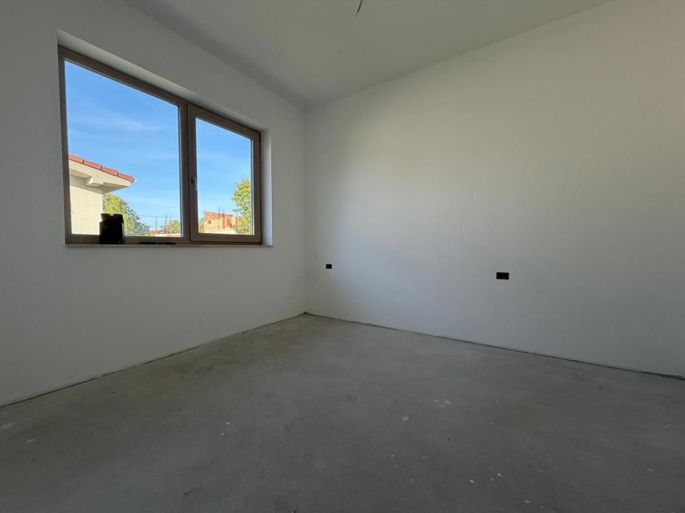 COMISION 0 | Casa individuala | Toate utilitatile | Curte generoasa | Garaj | – fotografia 8 din 18