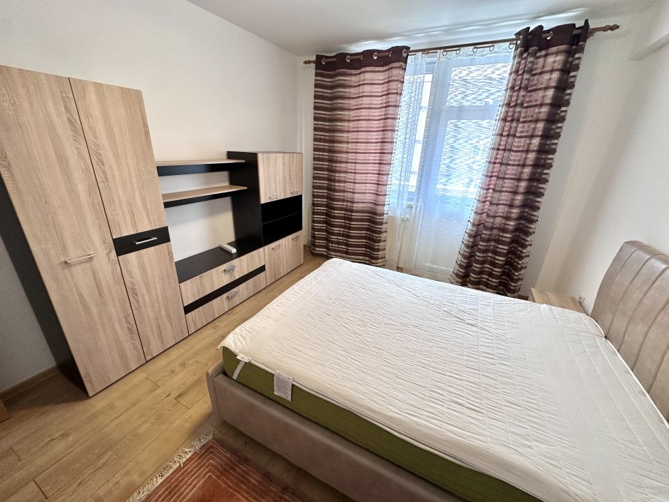 Apartament 2 Camere CENTRU Bloc Nou de Inchiriat Balcon MOBILAT Parcare – fotografia 10 din 14