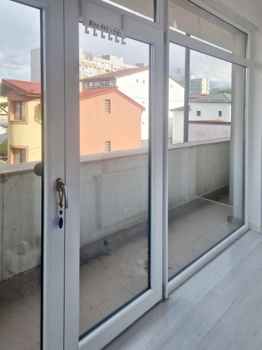 De închiriat spațiu comercial în Bucureștii Noi – Lângă Metrou Parc Bazilescu – fotografia 6 din 10