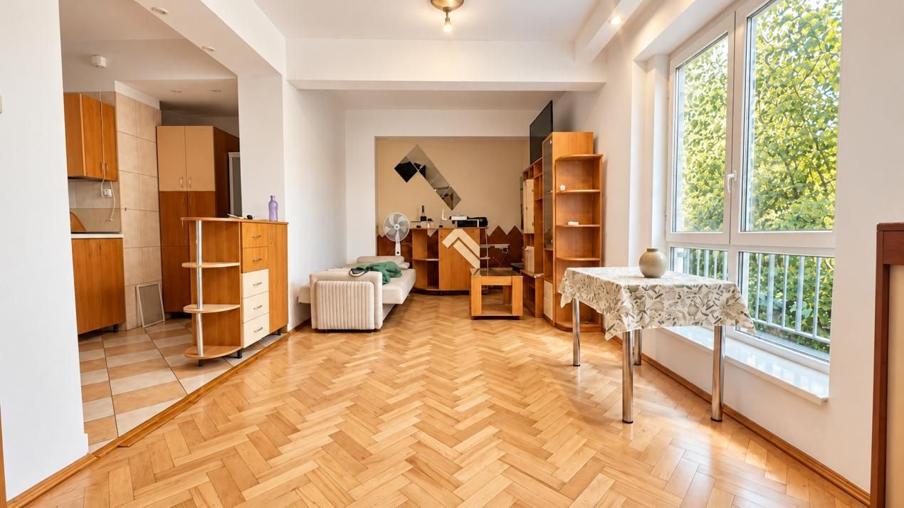 ÎNCHIRIERE UNIVERSITATE – CÂMPINEANU, 2 CAMERE, 60 MP – fotografia 1 din 6