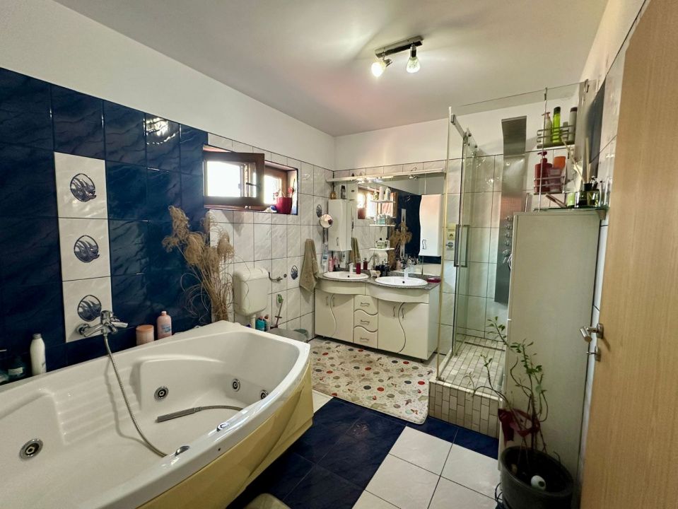Casa individuala lux, 251 mp utili, 600 mp teren - Dumbrăvița – fotografia 6 din 17
