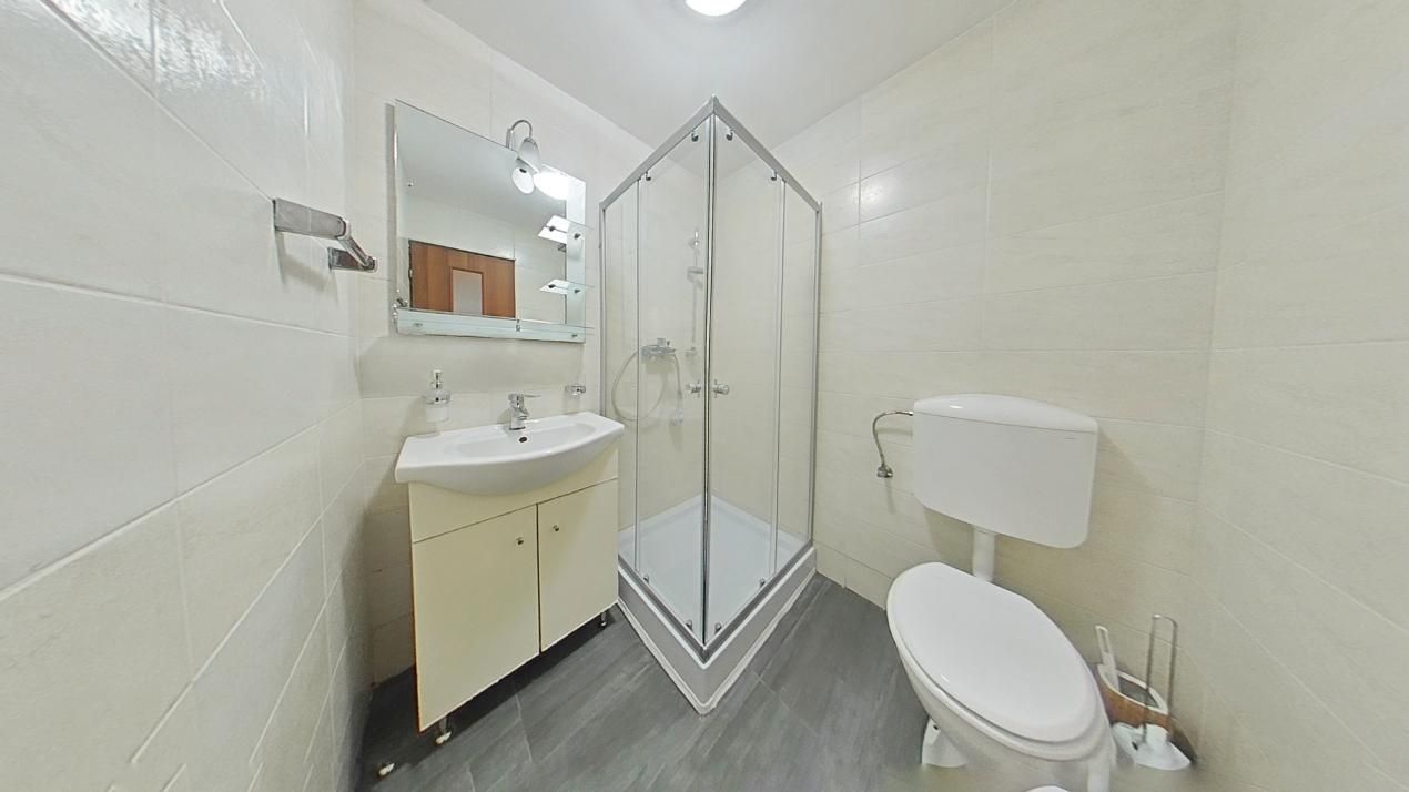 Apartament cu 4 camere de închiriat cu parcare inclusă – Alfa, Arad – fotografia 8 din 15