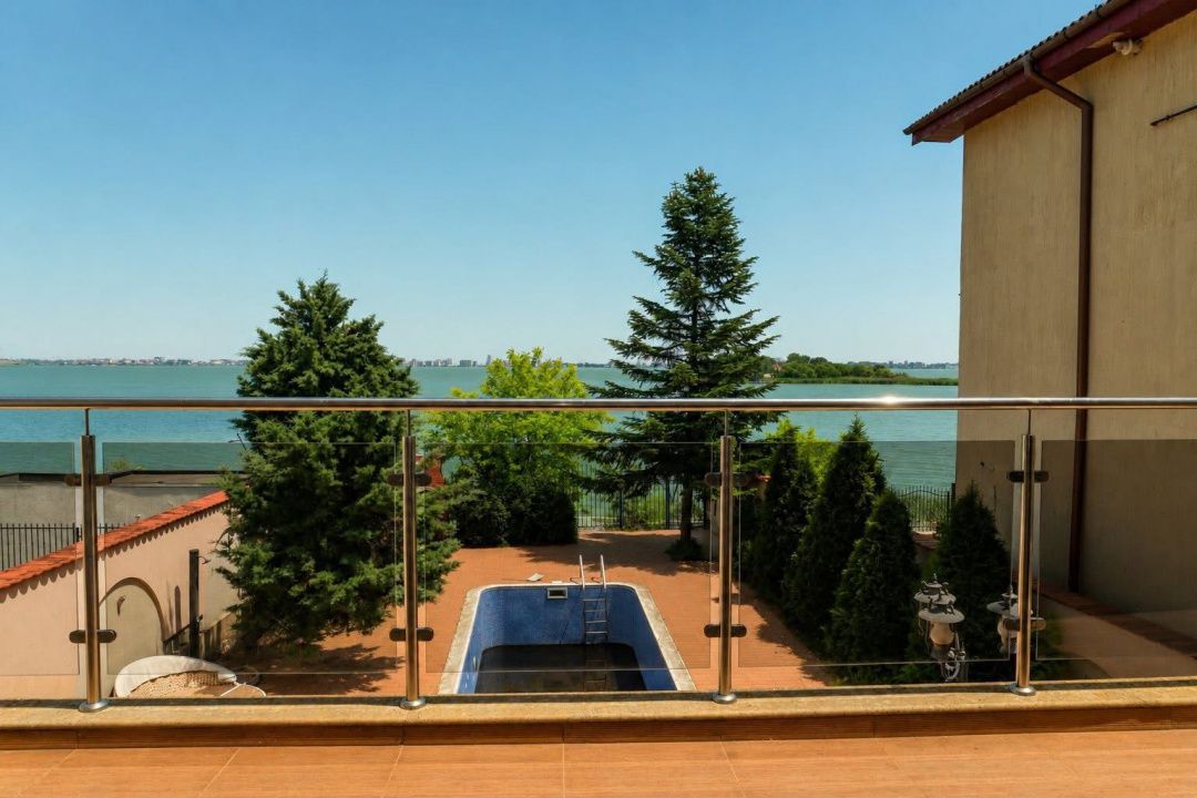 Casă de lux cu piscină 🌊 vedere Lac Siutghiol | Ovidiu – fotografia 2 din 32