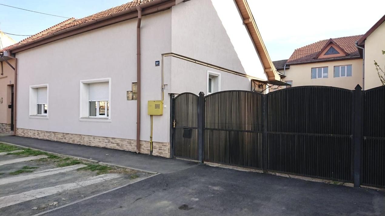 Casa individuala P+E+M cu 7 camere, garaj 140mp, 1084mp teren - Timisoara – fotografia 2 din 31
