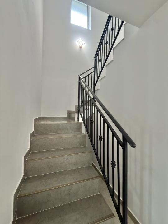 Duplex cu 5 camere, 140mp utili, 300mp teren in Utvin – fotografia 15 din 18