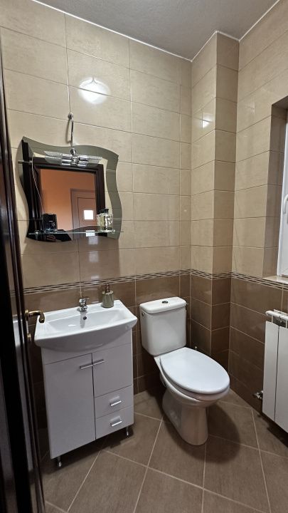Casă Superba | CETATE Izvorului | 326 mp Teren | Curte | Terasă | Grădină – fotografia 44 din 51