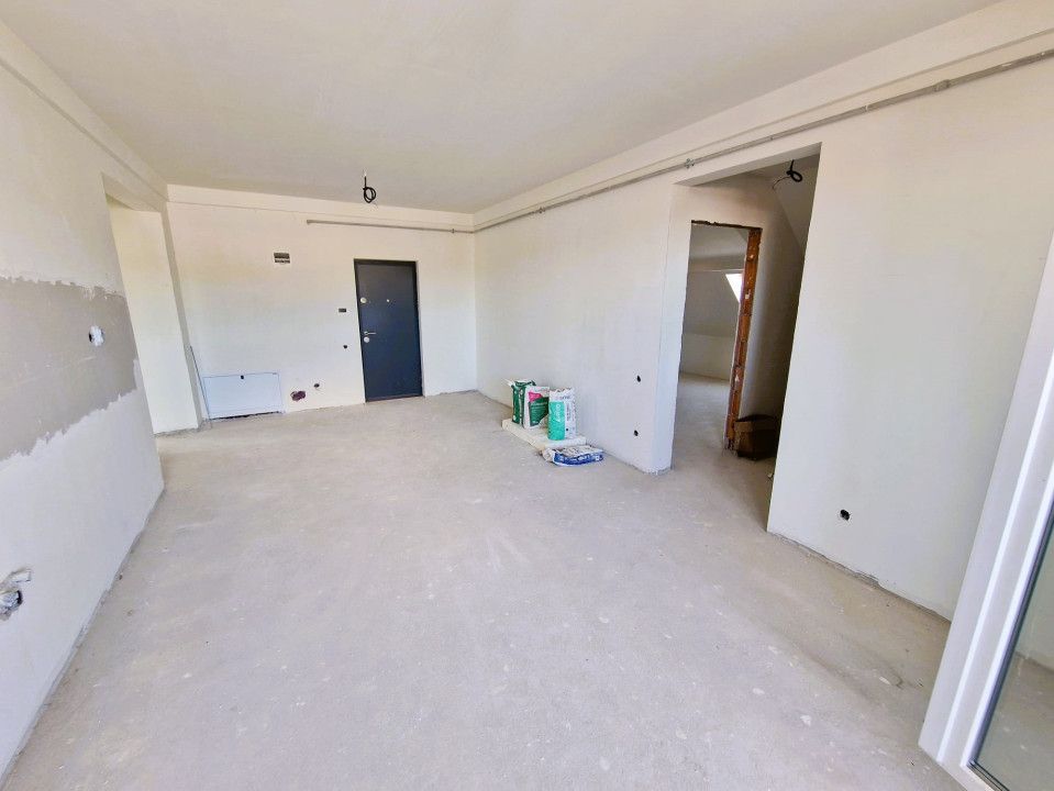 Apartament spatios pe strada Cetatii – fotografia 1 din 14