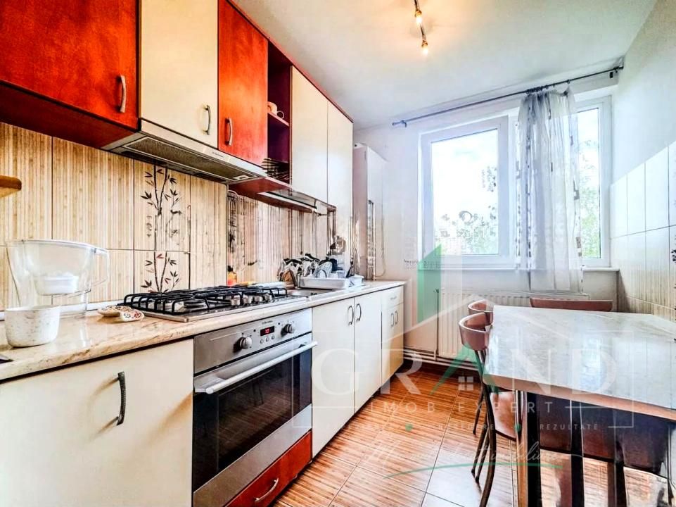 AP 2 CAMERE | CENTRAL | 51,2 MP | DECOMANDAT | CINEMA FLORIN PIERSIC – fotografia 3 din 9