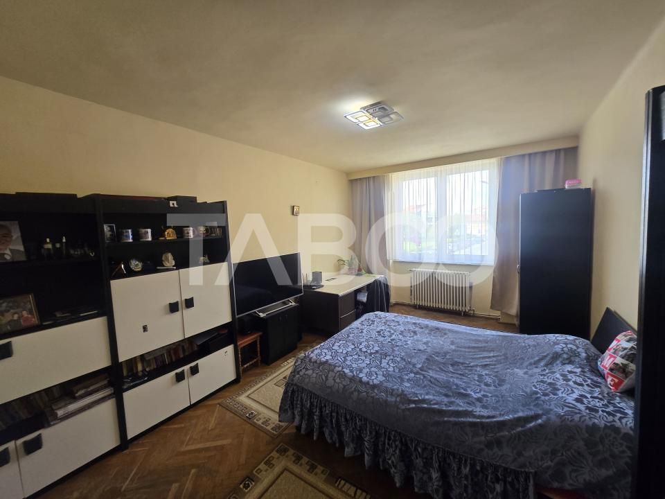 Apartament 5 camere de vanzare 182mp decomandat zona Piata Cluj Sibiu – fotografia 3 din 17