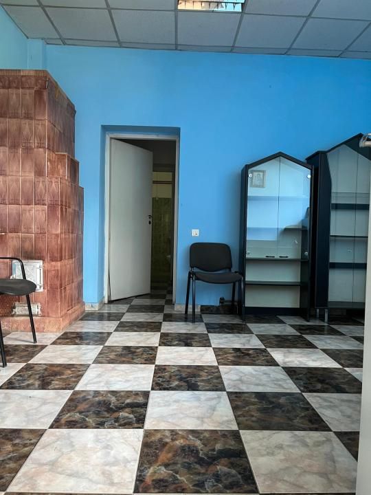 Casă în centrul comunei Corbii Mari, ideală pentru birouri, cabinet sau locuit – fotografia 5 din 14