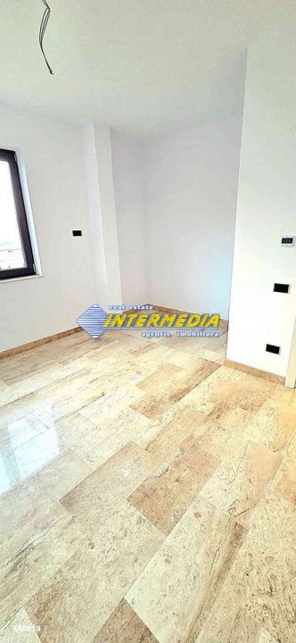 CASA NOUA I 4 CAMERE I TEREN 500 MP I FINISATA I GARAJ I UTILITATI I – fotografia 9 din 11