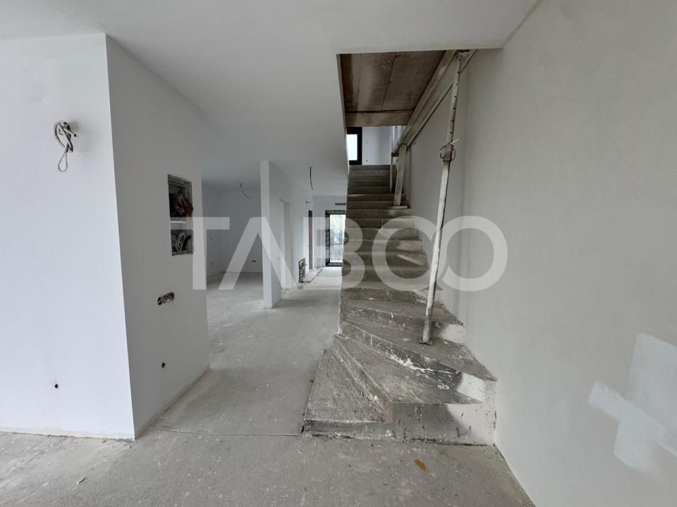 Casa individuala finisata de vanzare garaj Faget – fotografia 9 din 12