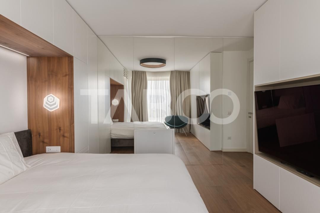 Apartament de lux de vanzare cu 3 camere cu gradina de 200 mp – fotografia 4 din 12