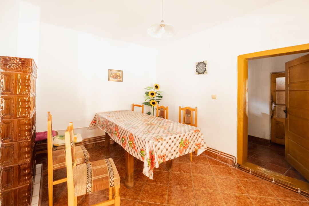 Casă spațioasă cu teren generos în Jebel – Ideală pentru familie! – fotografia 12 din 22