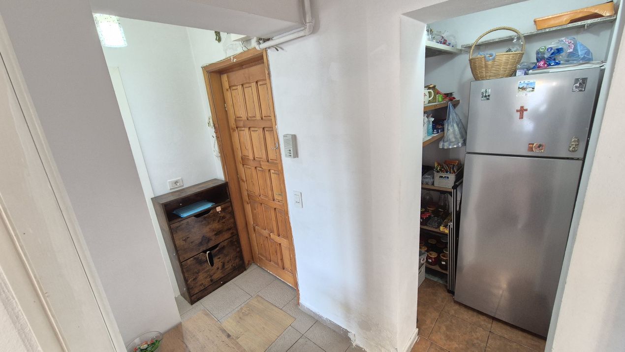 Vânzare apartament 3 camere, et. 3, str. Olari - zona Liceului Pedagogic – fotografia 7 din 10