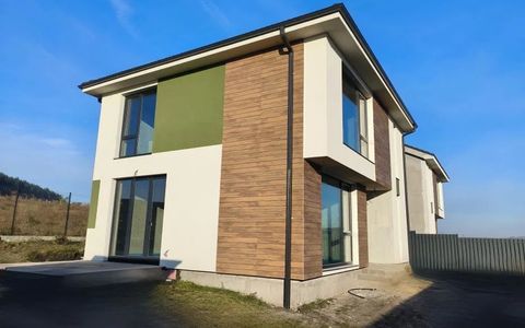 Casă alipită prin garaj, 112 mp utili, teren 400 mp | Chinteni