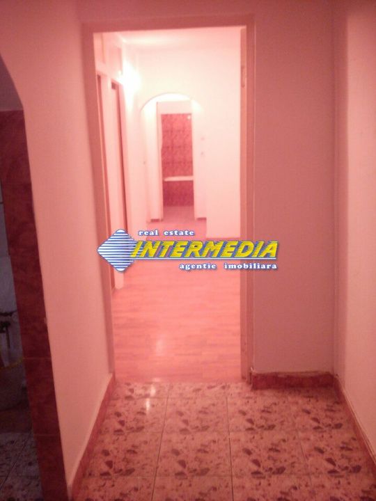 Apartament cu 2 camere de vanzare Sebes – fotografia 2 din 4