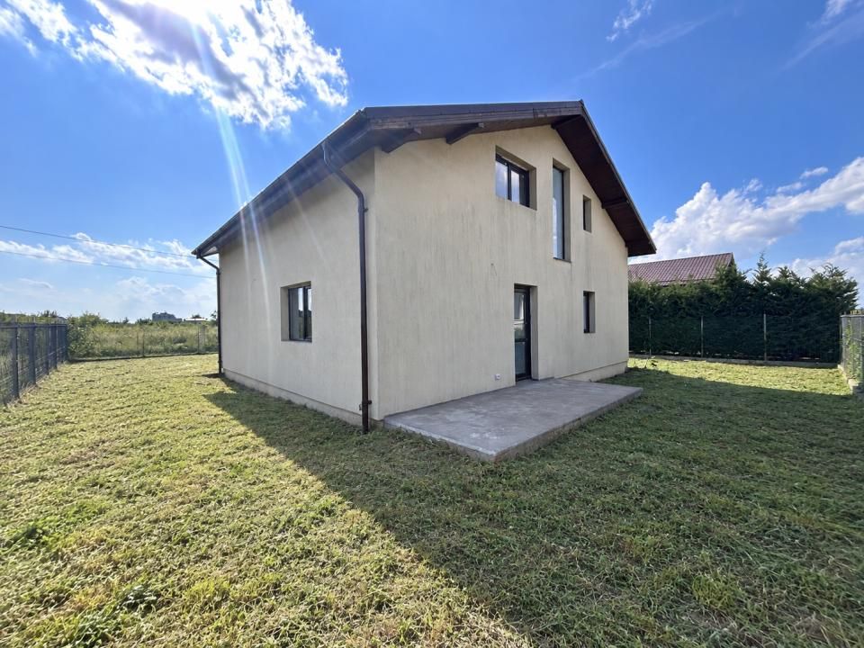 Vila individuala cu 4 camere si teren de 400 mp – Domnesti, zona Teghes – fotografia 26 din 28