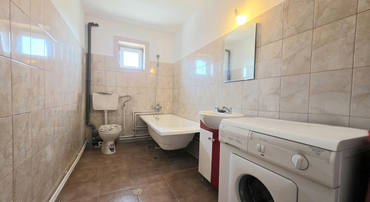 Vila de vanzare in Constanta, 6 camere, zona Km5 – fotografia 7 din 18