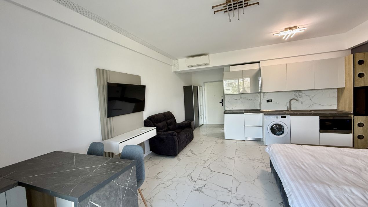 Studio in prima linie la mare, Sea On, Mamaia Nord, vedere catre mare – fotografia 15 din 21