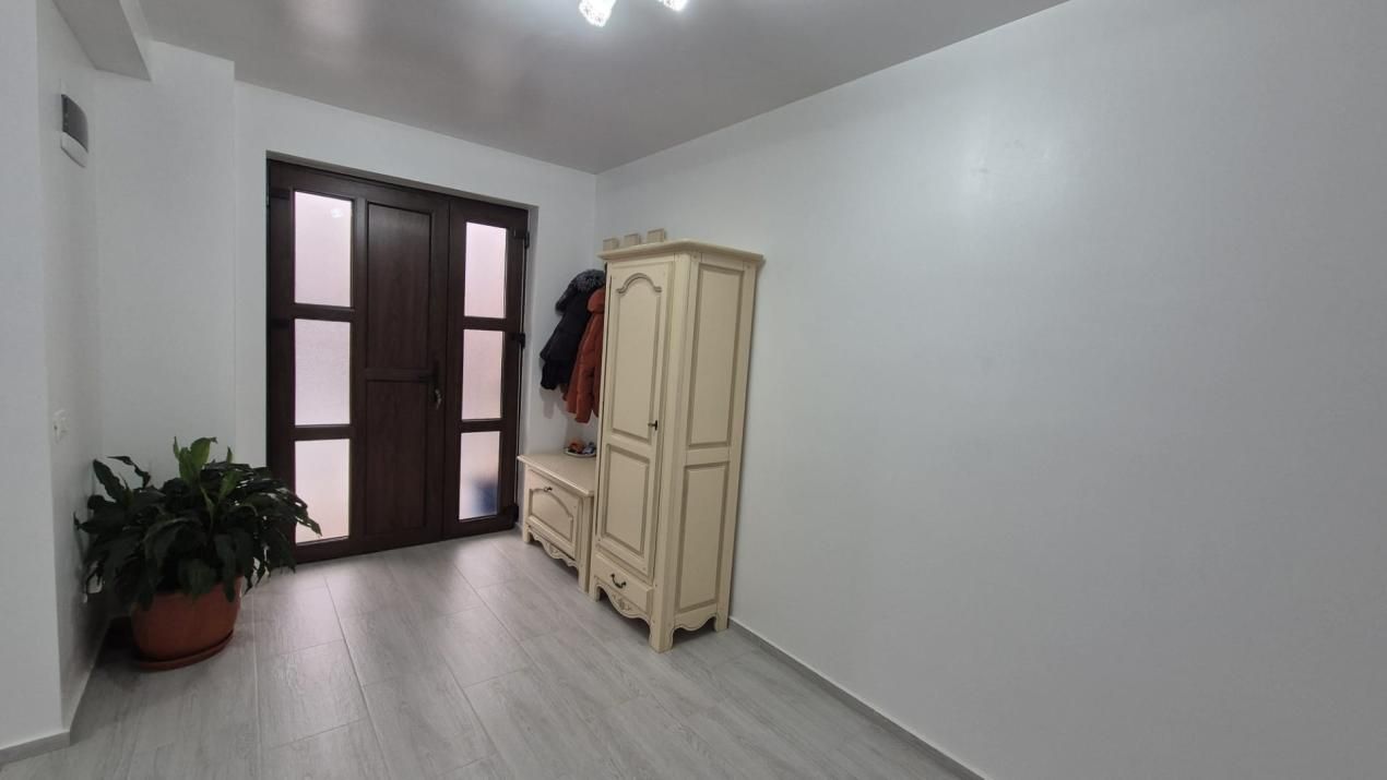 Casă modernă cu încălzire în pardoseală și terasă – gata de mutare – fotografia 14 din 17