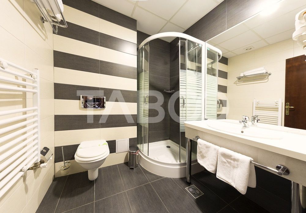 Hotel de 3* si 4* cu 64 de camere in Alba Iulia ultracentral – fotografia 37 din 37