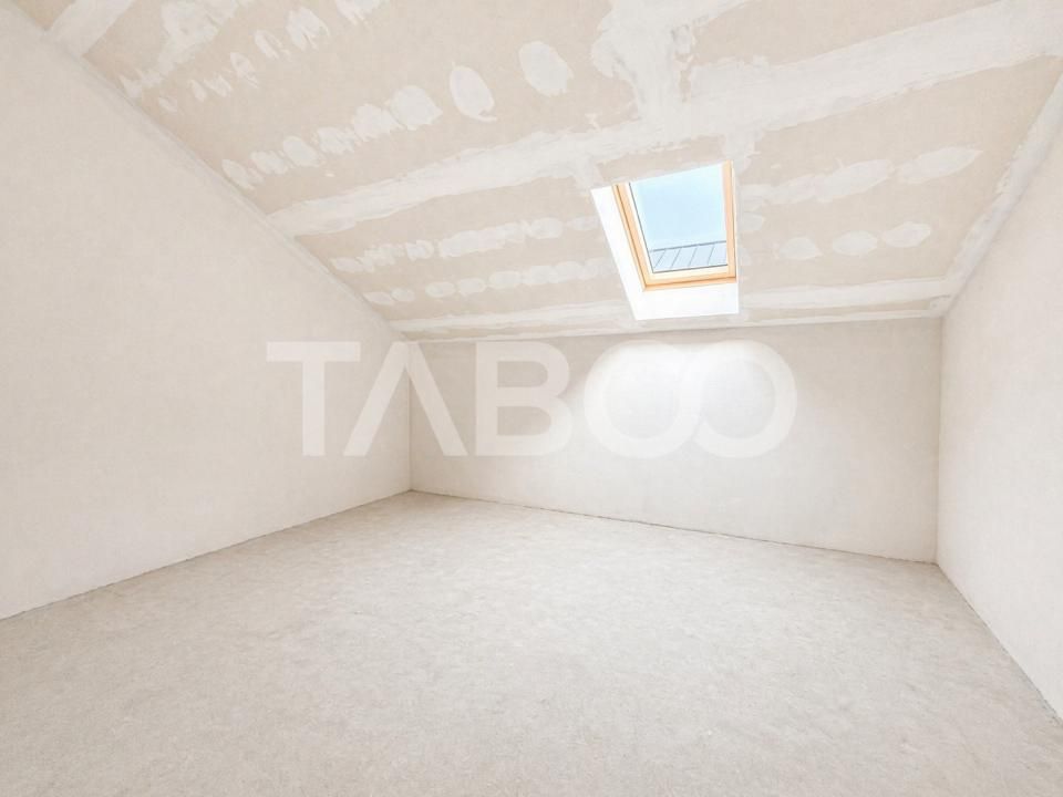 Casa duplex cu 4 camere si curte in Floresti Tauti – fotografia 8 din 9
