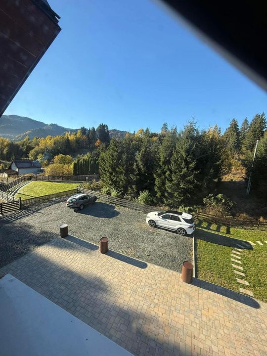 Cabana cu vedere la lac, 8 camere, 200 mp, 1800 mp teren, zona Colibita – fotografia 9 din 34