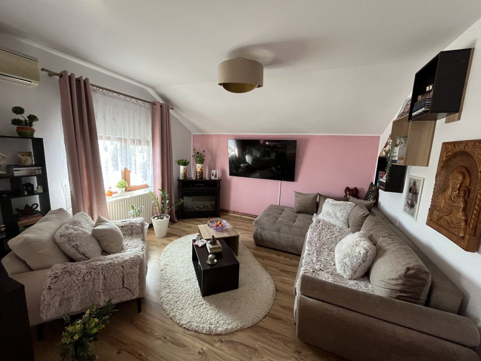 Exclusivitate! Vila P+M inalta, 5 camere, placa beton, Valu lui Traian! – fotografia 9 din 13