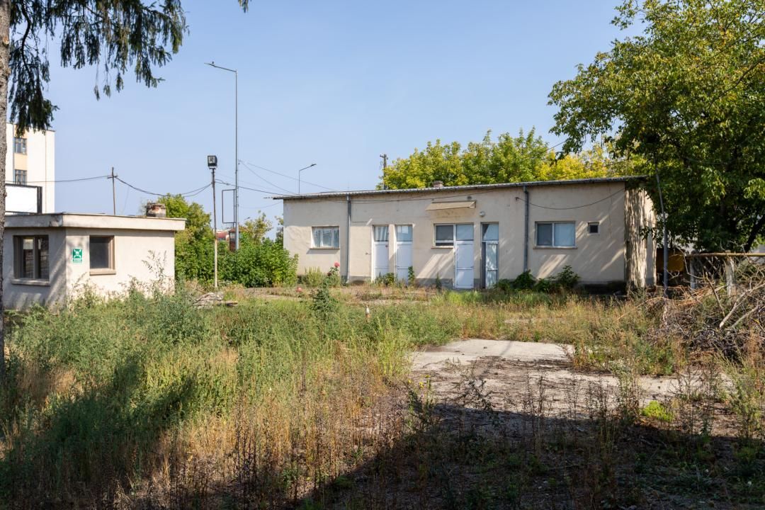 Proprietate de vânzare pentru investiție–teren 3874mp+construcții 989mp, Bacău – fotografia 19 din 47