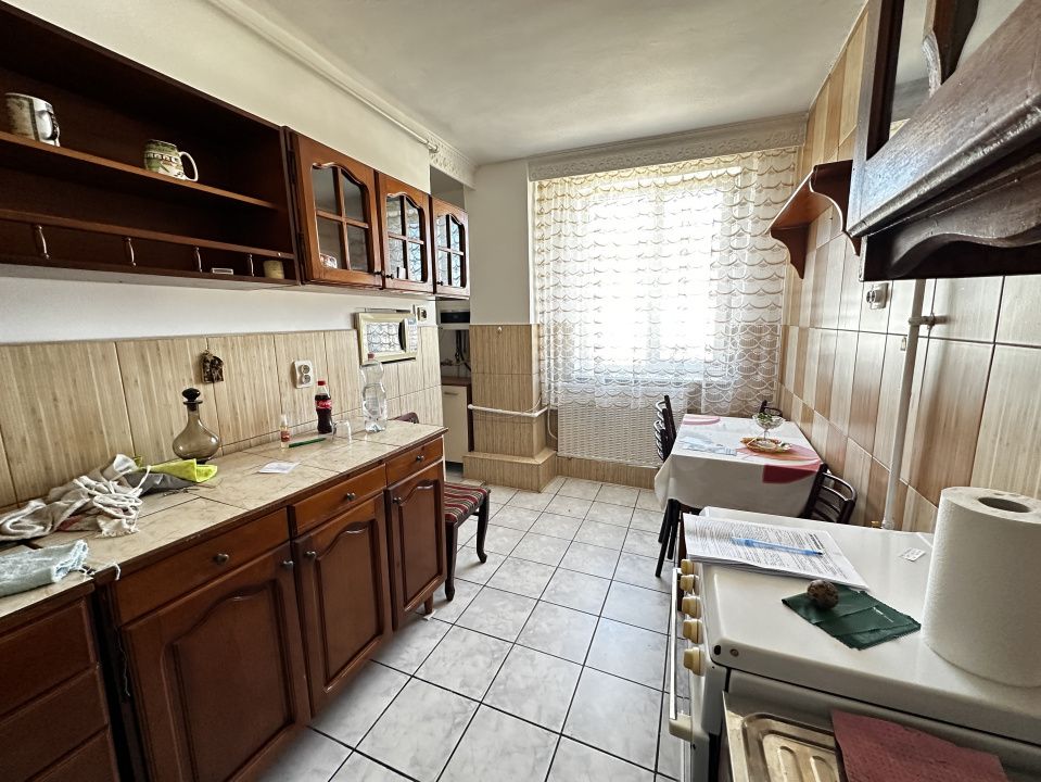 Apartament 3 camere | Decomandat | 62 mp. | Ampoi 3 | 2 Balcoane | Mobilat – fotografia 2 din 26