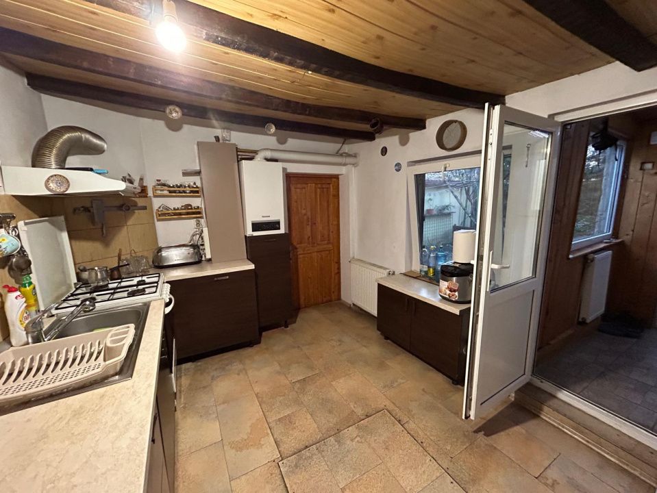 Casă cu 3 dormitoare și curte de 60 mp în Brâncoveanu, 183 mp teren – fotografia 10 din 15