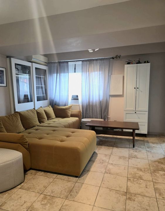 Mamaia Nord- Apartament 2 camere transformat in 3 – fotografia 1 din 10