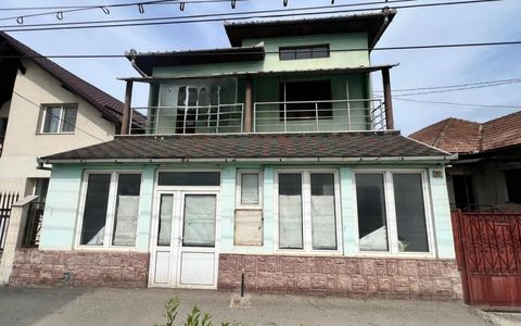 Casă/Spațiu birouri 230 mp utili, teren 700 mp-Apahida
