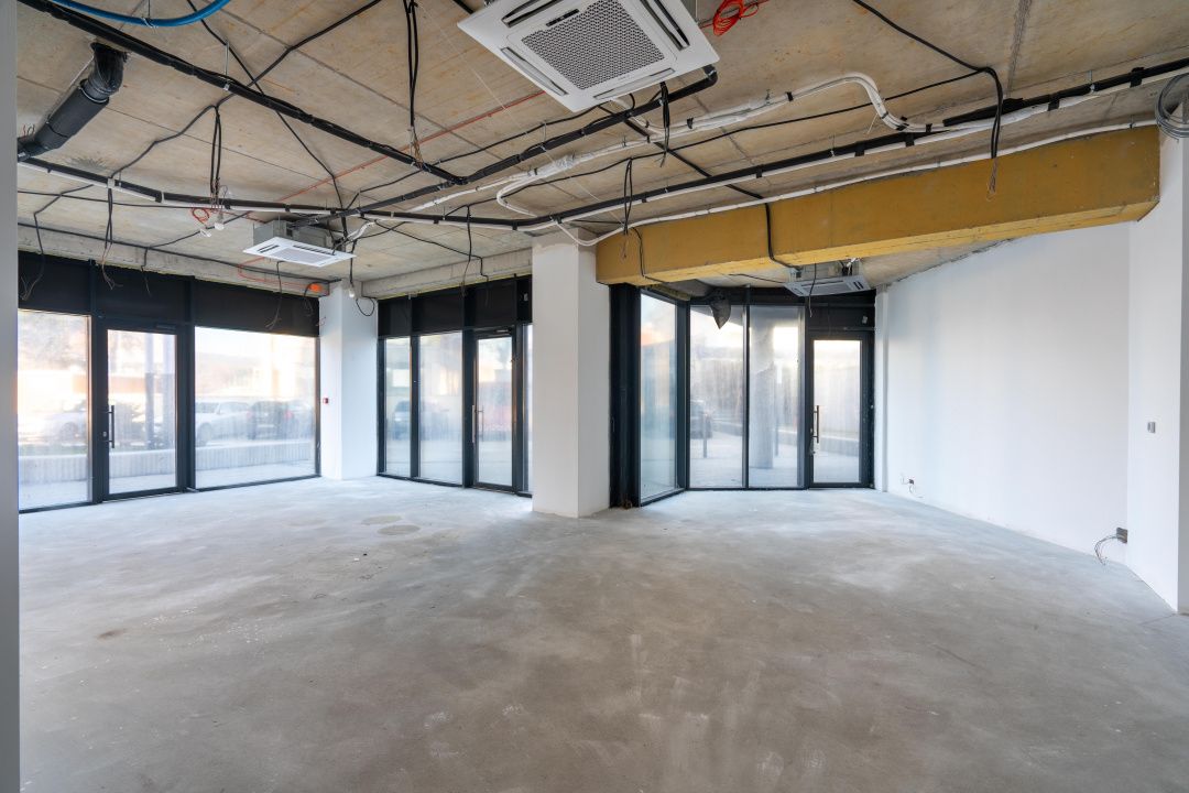 Spațiu Premium Vitrat 88 mp – Nord One, zona Piața 700 – fotografia 3 din 16