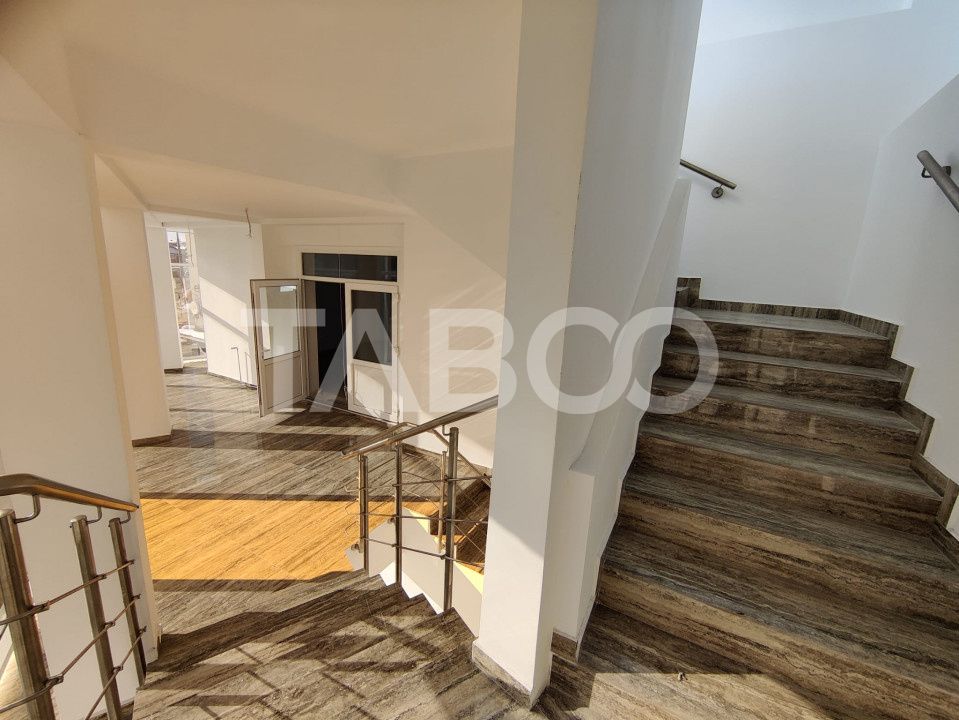 Spatiu comercial de inchiriat la strada intens circulata Central Sibiu – fotografia 10 din 12