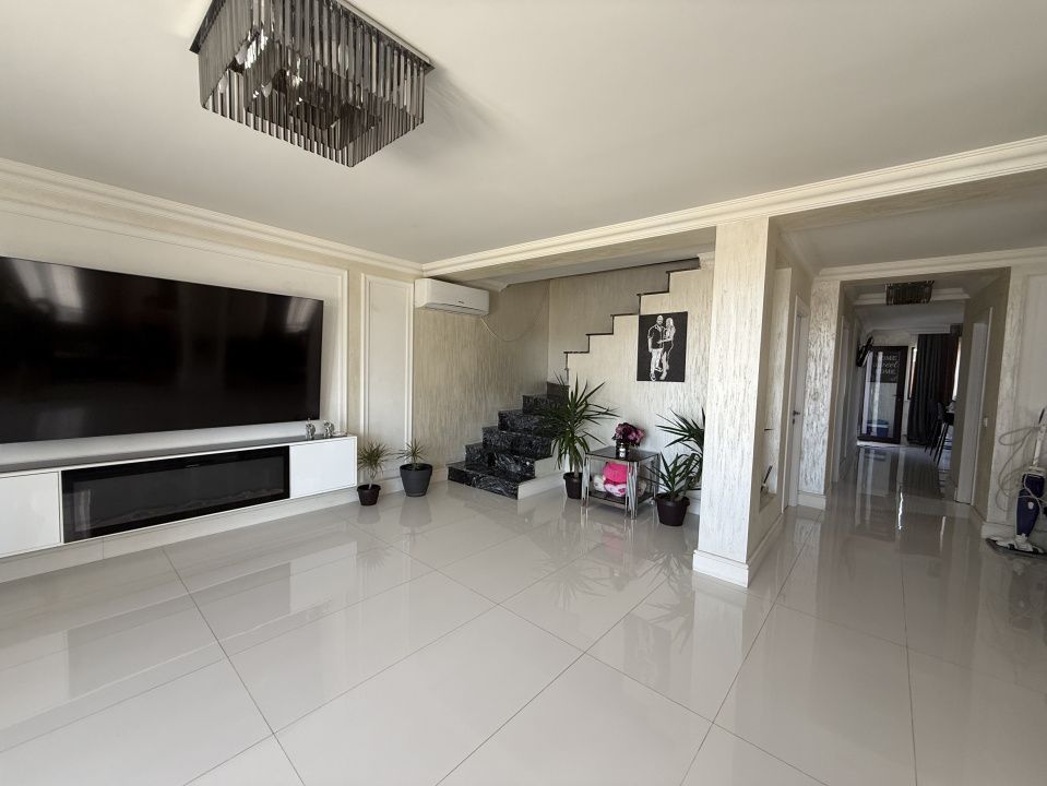 Casa P+1+M, 460 mp teren, 340 mp utili, Brestei – fotografia 3 din 8