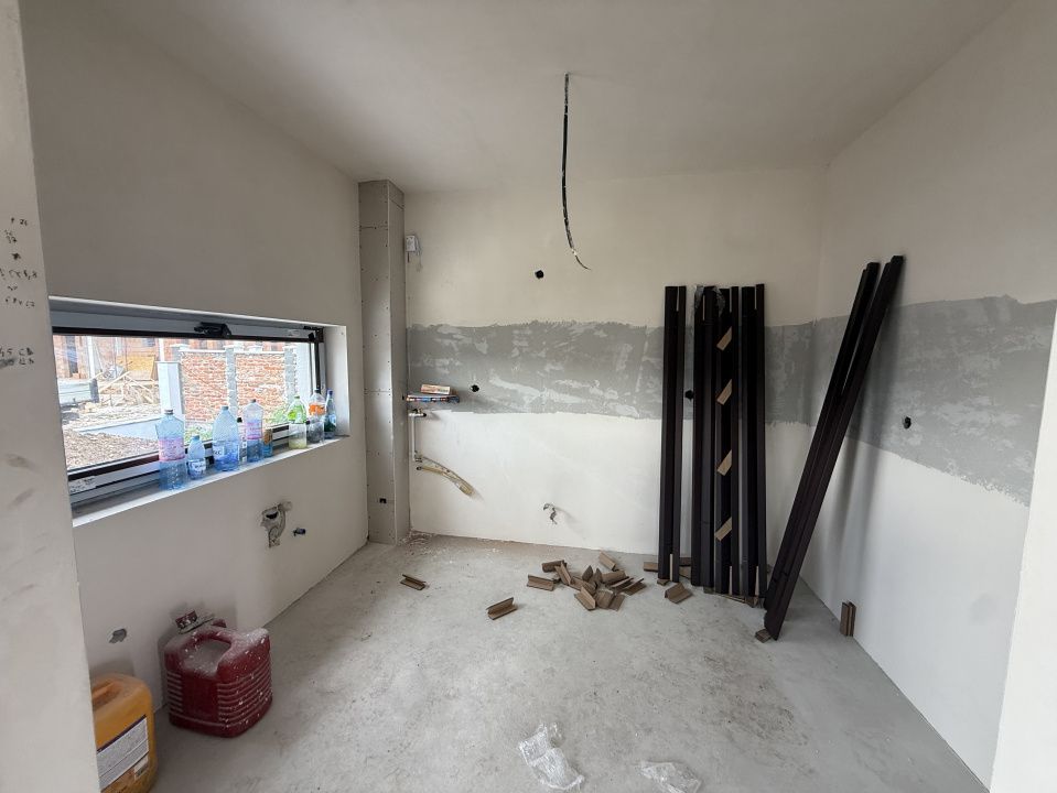 Casă modernă în cartier nou, 130mp utili, teren 610 mp | Dezmir – fotografia 10 din 11