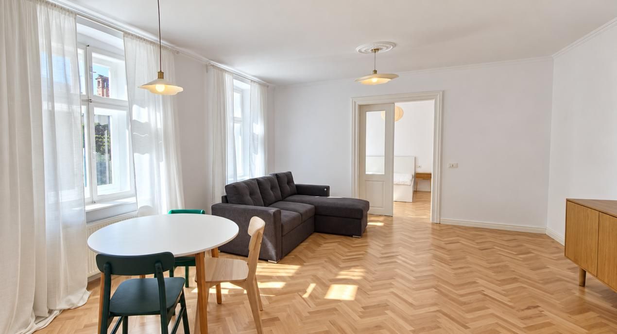 Închiriere apartament 2 camere, mobilat și utilat, Central Brasov – fotografia 5 din 14