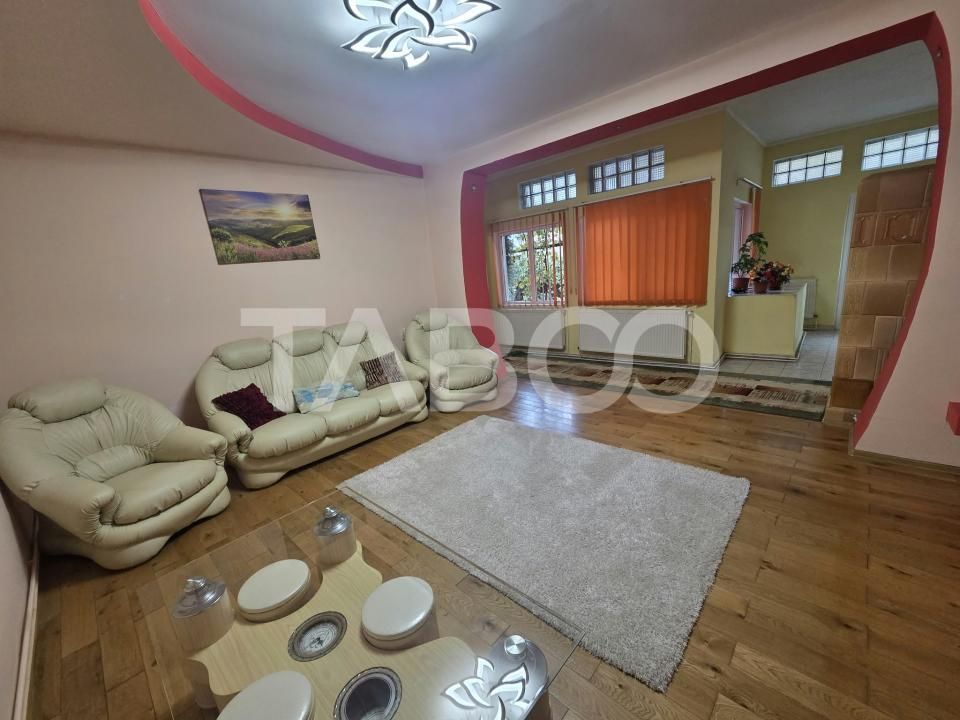 Casa individuala de vanzare 3 camere curte si gradina Beclean – fotografia 7 din 16