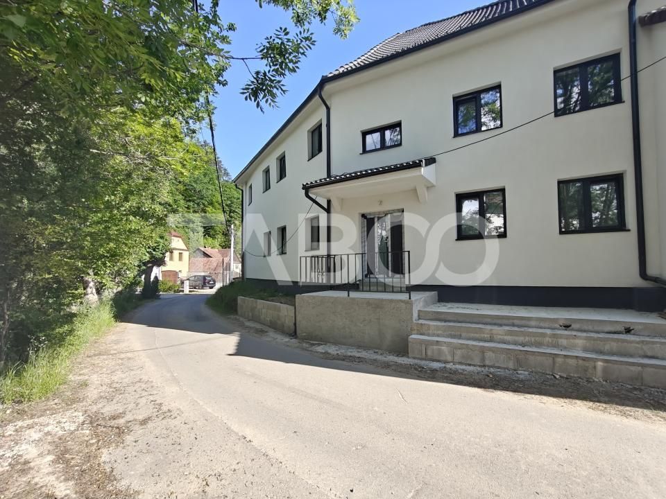Casa spatioasa - aer curat si priveliste spre munti - teren 1203 mp – fotografia 5 din 29