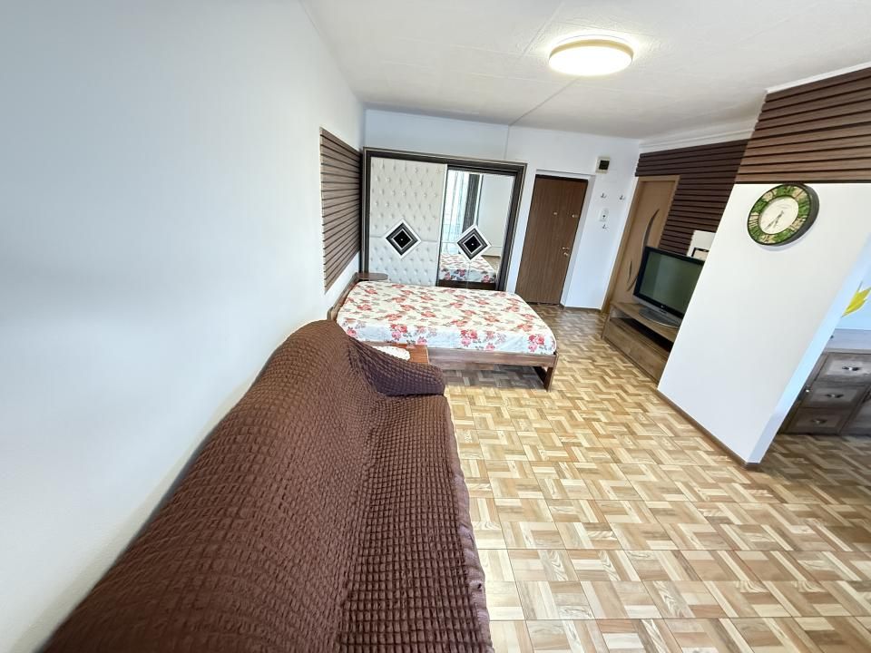 Apartament 1 camera | Parcare Inclusă | Lângă Mega Image/str.Florilor – fotografia 3 din 5