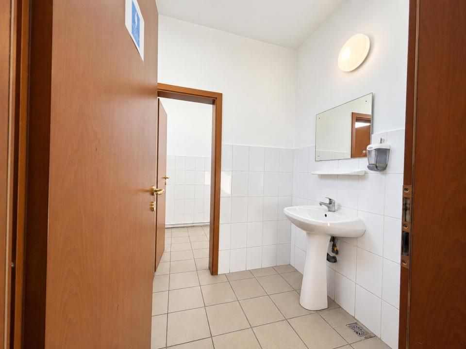 Spațiu depozitare + showroom calea Feldioara, parter – fotografia 13 din 13