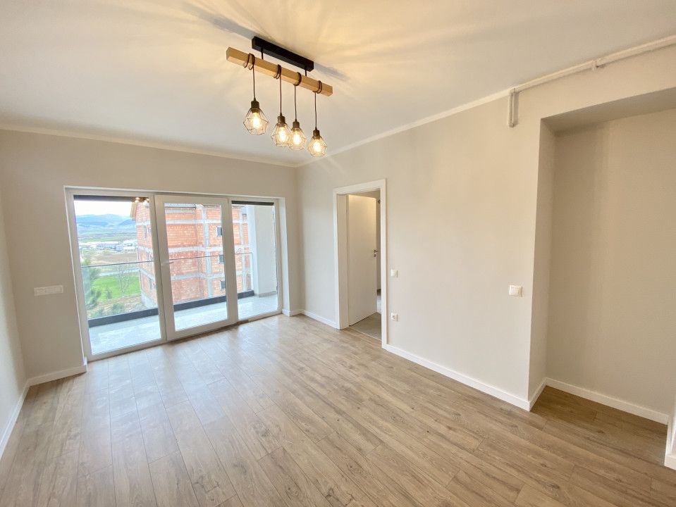 Apartament - Zona Industrială Vest - Încălzire în pardoseală – fotografia 2 din 9