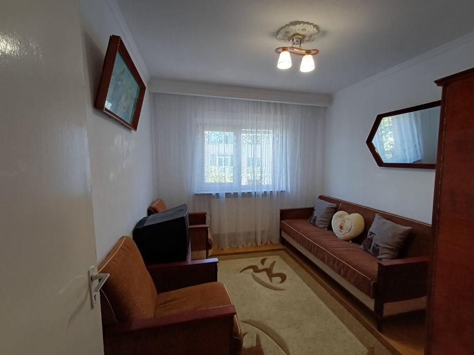 Inchiriere apartament 3 camere Gavana 3 – fotografia 1 din 11