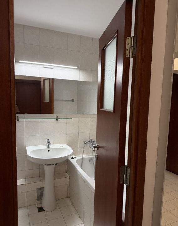 Stefan Cel Mare/ Dorobanti/ 2 camere decomandat/ metrou/ centrala termica – fotografia 13 din 19