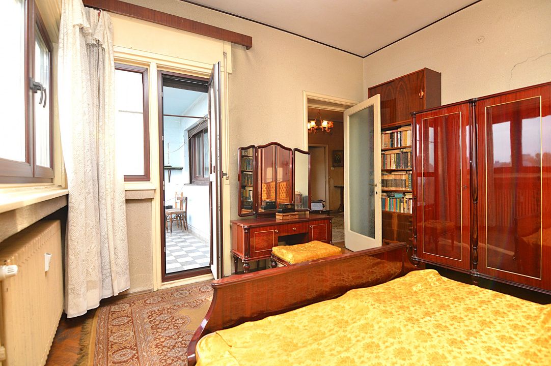 VANZARE APARTAMENT 4 CAMERE CALEA CALARASILOR – SFANTUL STEFAN – fotografia 10 din 30